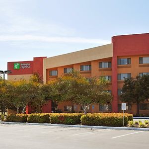 Holiday Inn Express Union City San Jose By Ihg